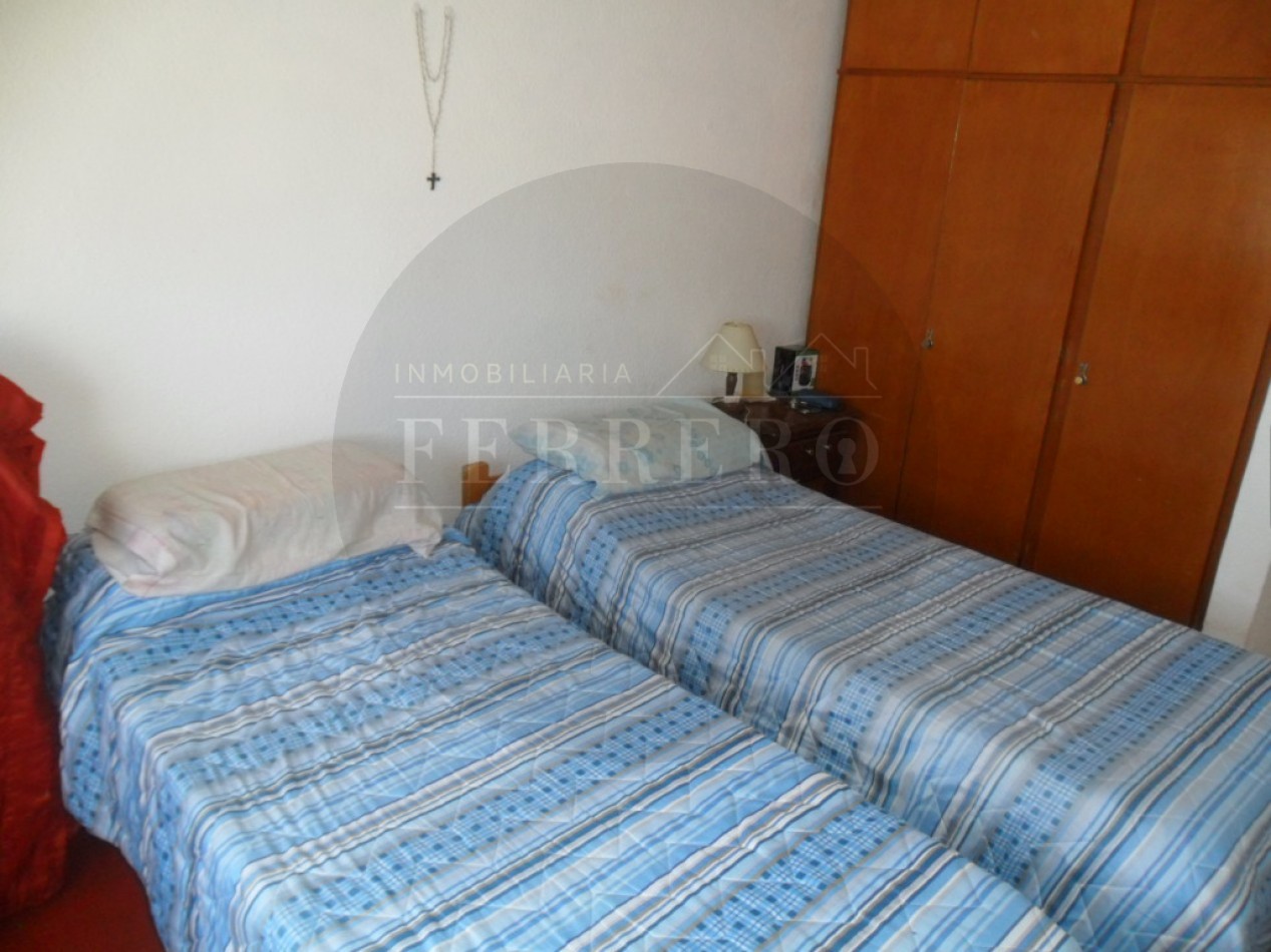 Departamento de 2 Ambientes en Venta en San Clemente del Tuyu - Sobre Avenida San Martin, Sin Expensas
