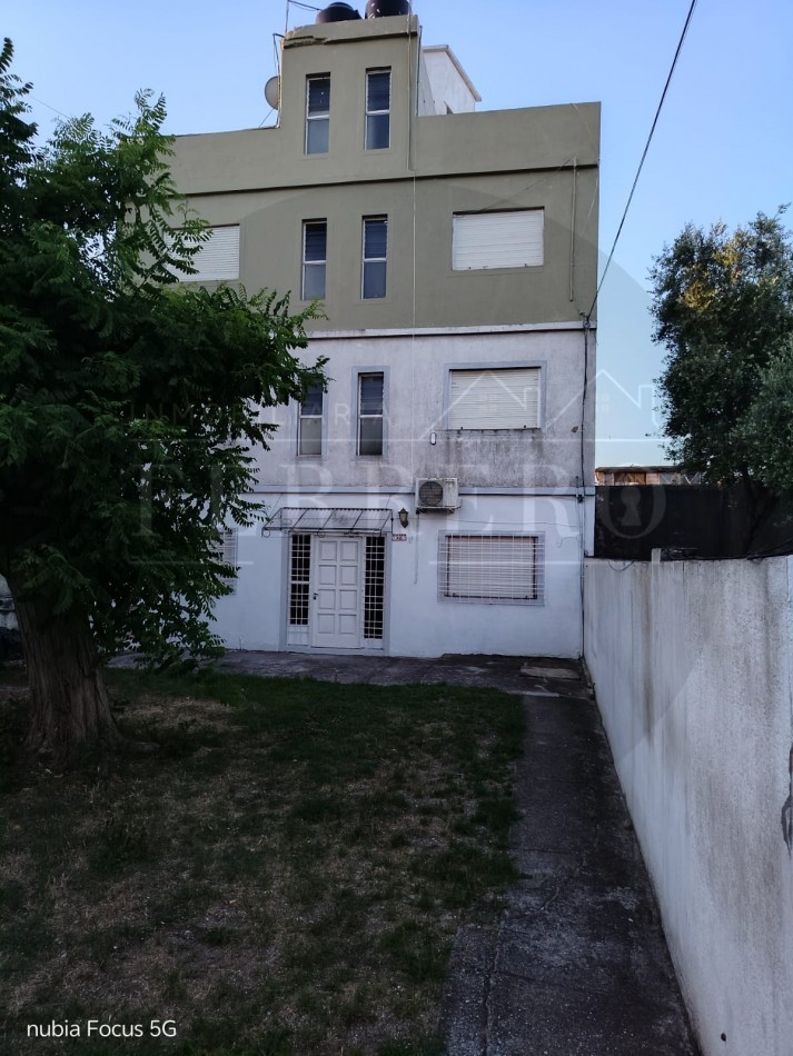 Departamento de 2 Ambientes en Venta en San Clemente del Tuyu - Sobre Avenida San Martin, Sin Expensas