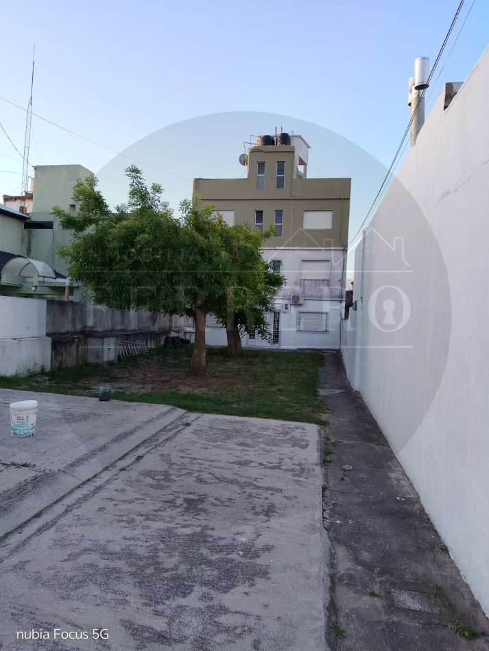 Departamento de 2 Ambientes en Venta en San Clemente del Tuyu - Sobre Avenida San Martin, Sin Expensas