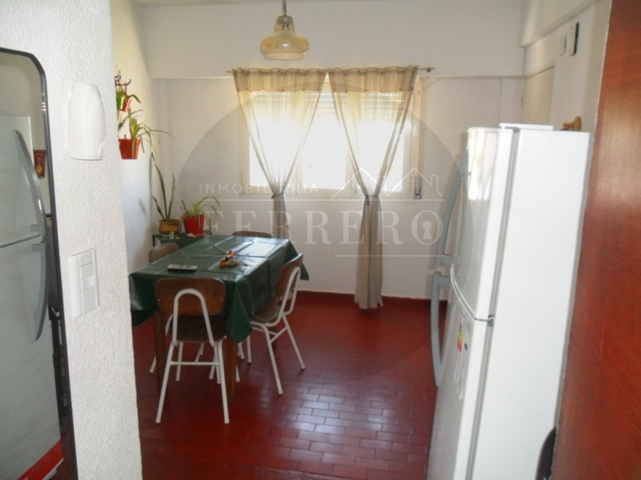 Departamento de 2 Ambientes en Venta en San Clemente del Tuyu - Sobre Avenida San Martin, Sin Expensas