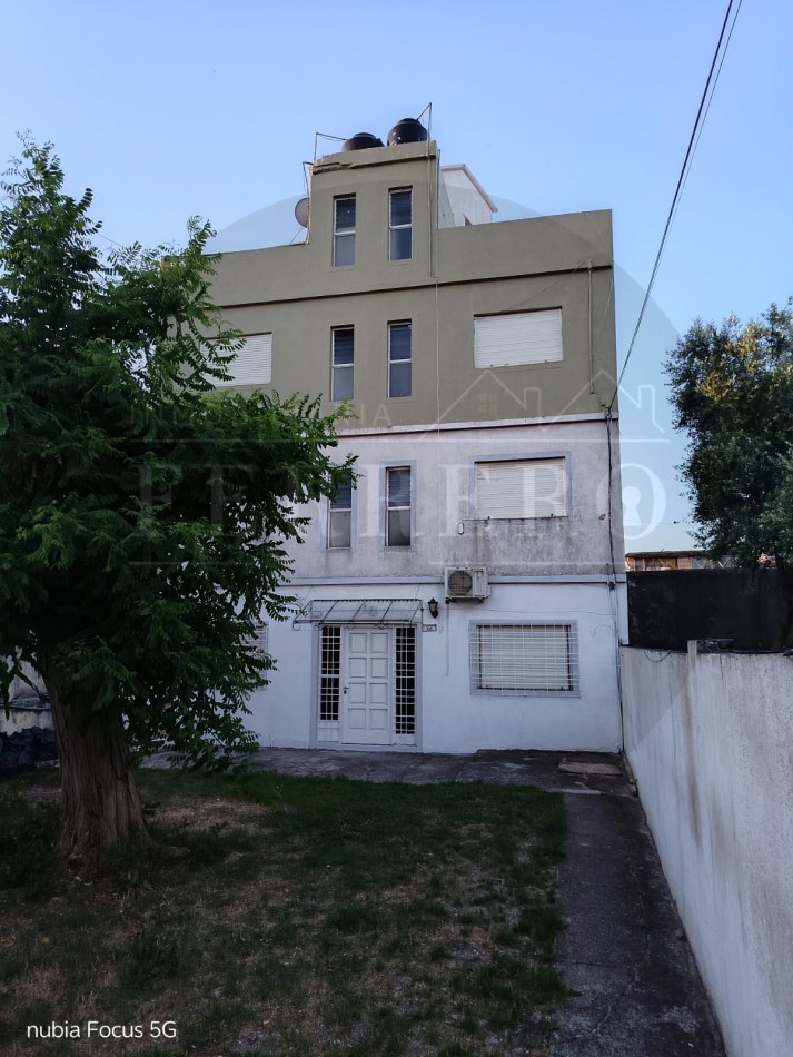 Departamento de 2 Ambientes en Venta en San Clemente del Tuyu - Sobre Avenida San Martin, Sin Expensas
