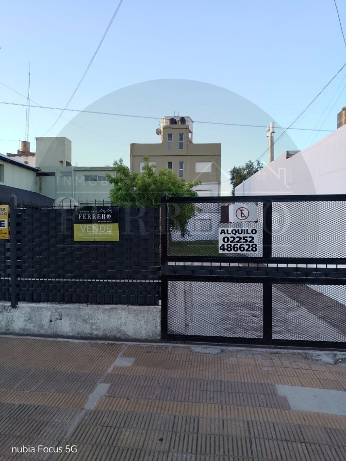 Departamento de 2 Ambientes en Venta en San Clemente del Tuyu - Sobre Avenida San Martin, Sin Expensas