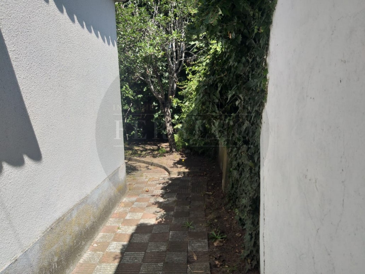 Casa de 5 Amb. a 200 Mts del mar 