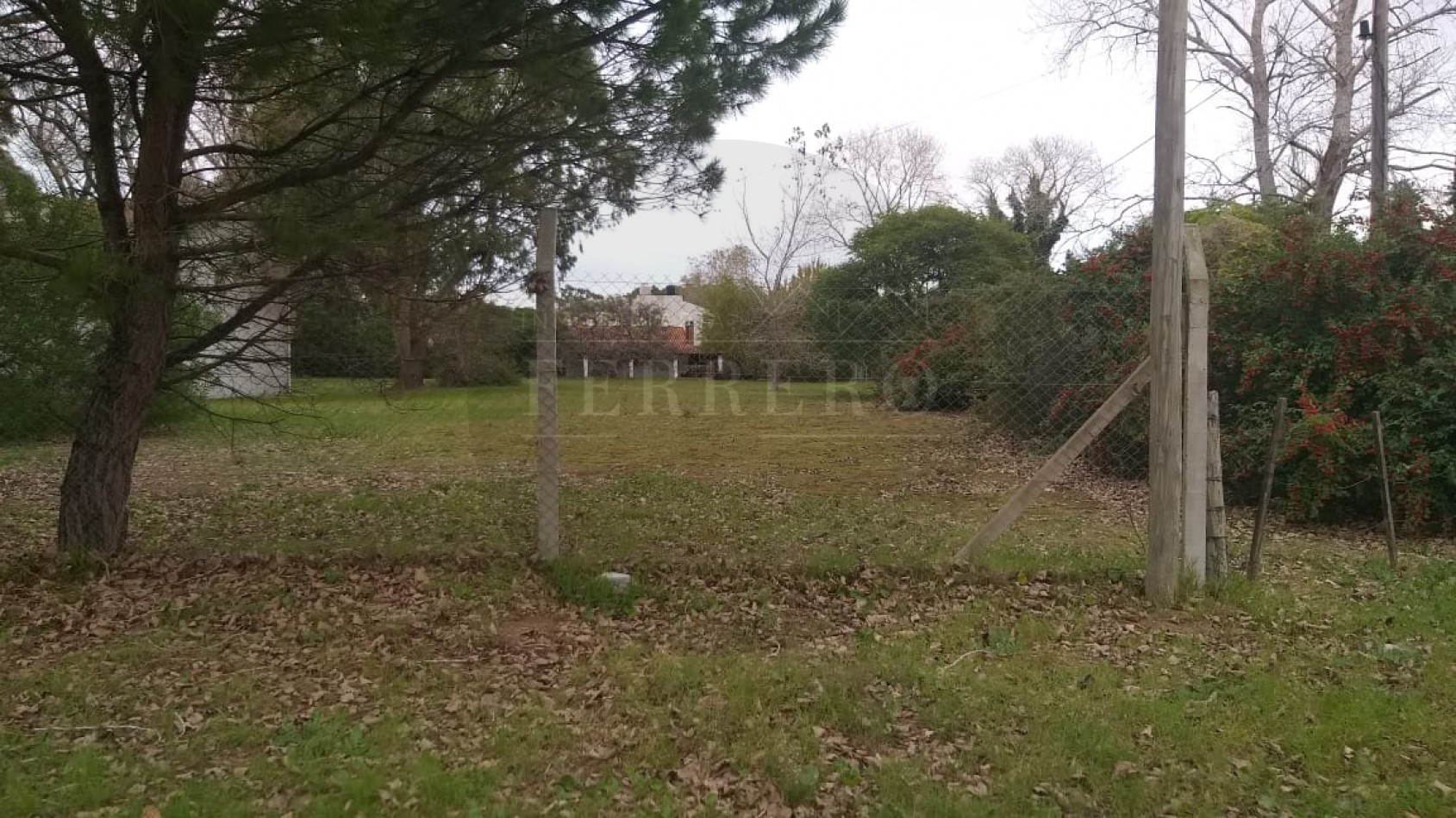 Lote esquina 922M2 Zona Norte