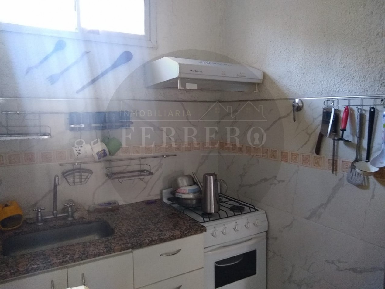 5 DEPTOS EN BLOCK EN BARRIO TALA