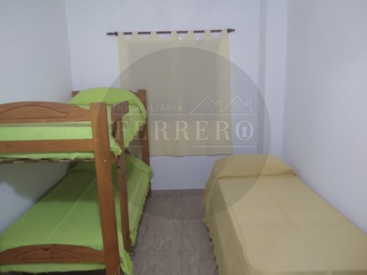 5 DEPTOS EN BLOCK EN BARRIO TALA