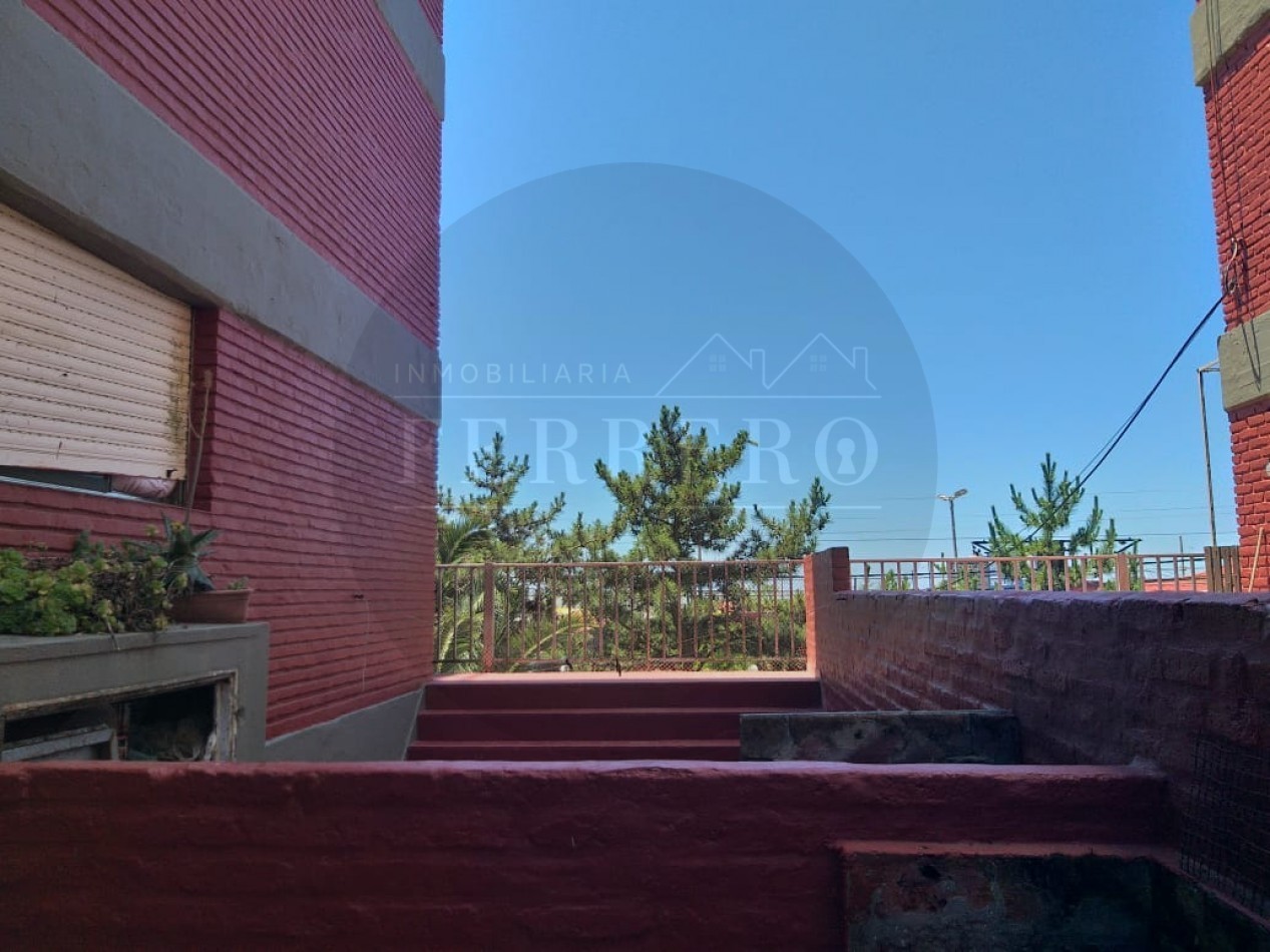 Departamento de 2 Ambientes con Patio y Parrilla a Metros del Mar en San Clemente