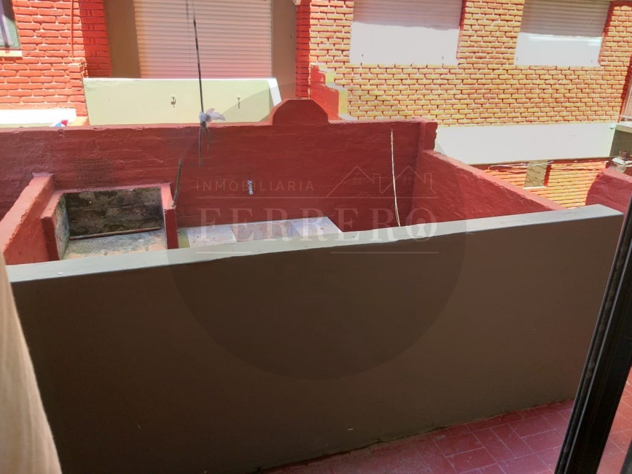 Departamento de 2 Ambientes con Patio y Parrilla a Metros del Mar en San Clemente