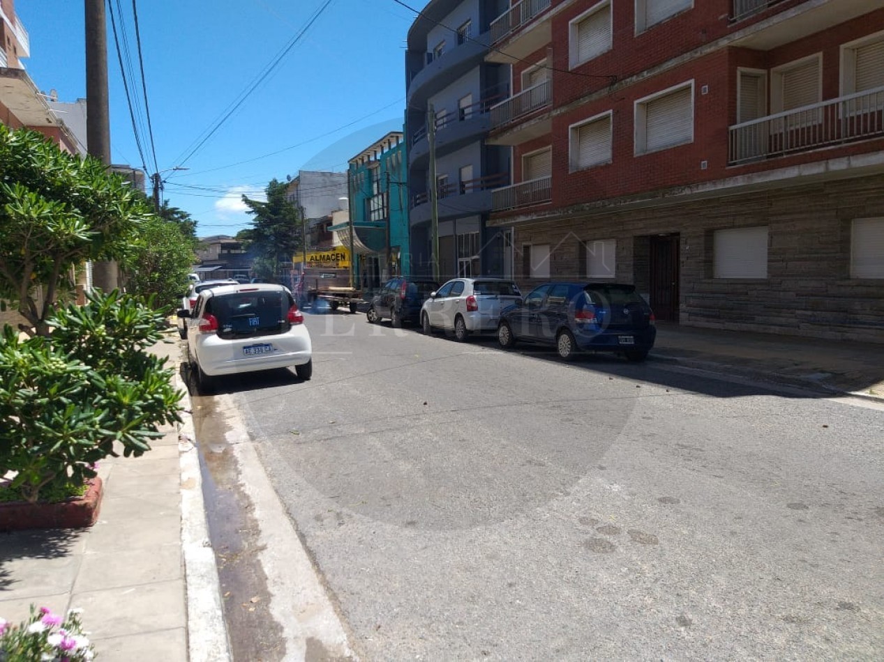 Departamento de 2 Ambientes con Patio y Parrilla a Metros del Mar en San Clemente