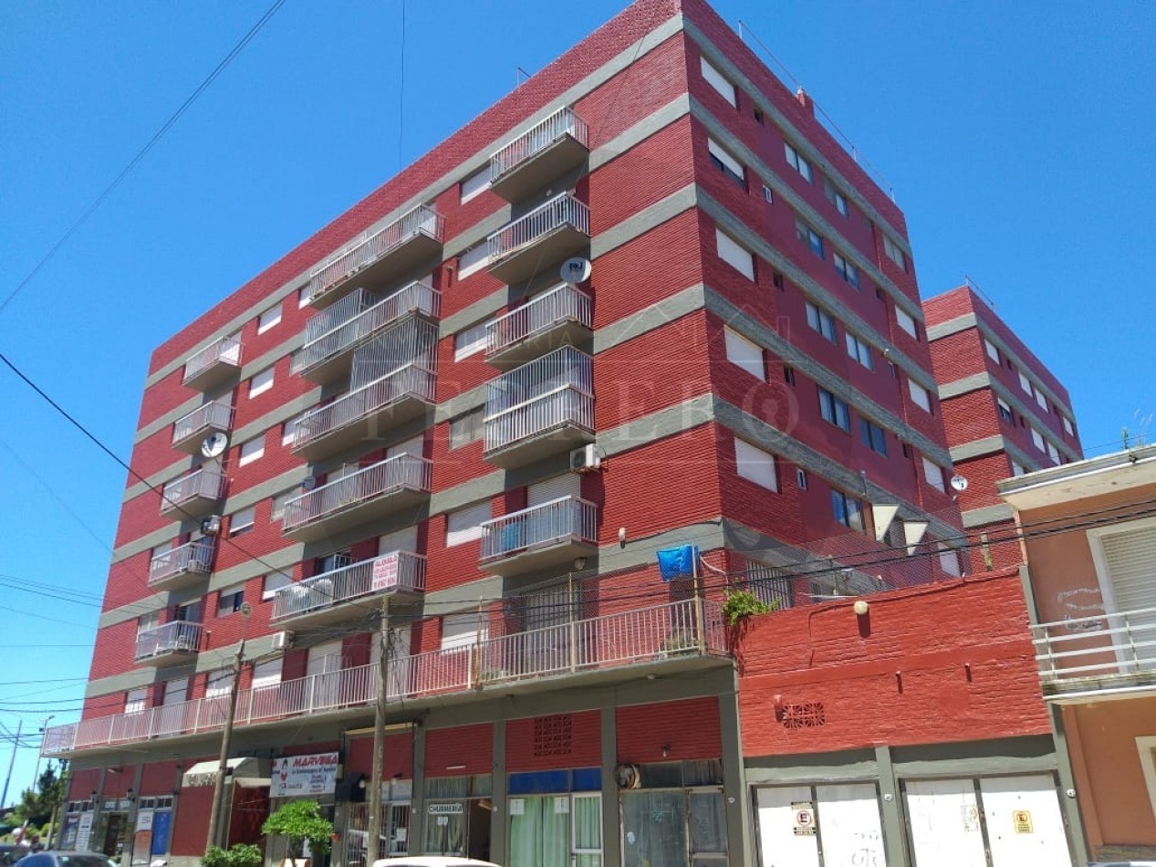 Departamento de 2 Ambientes con Patio y Parrilla a Metros del Mar en San Clemente