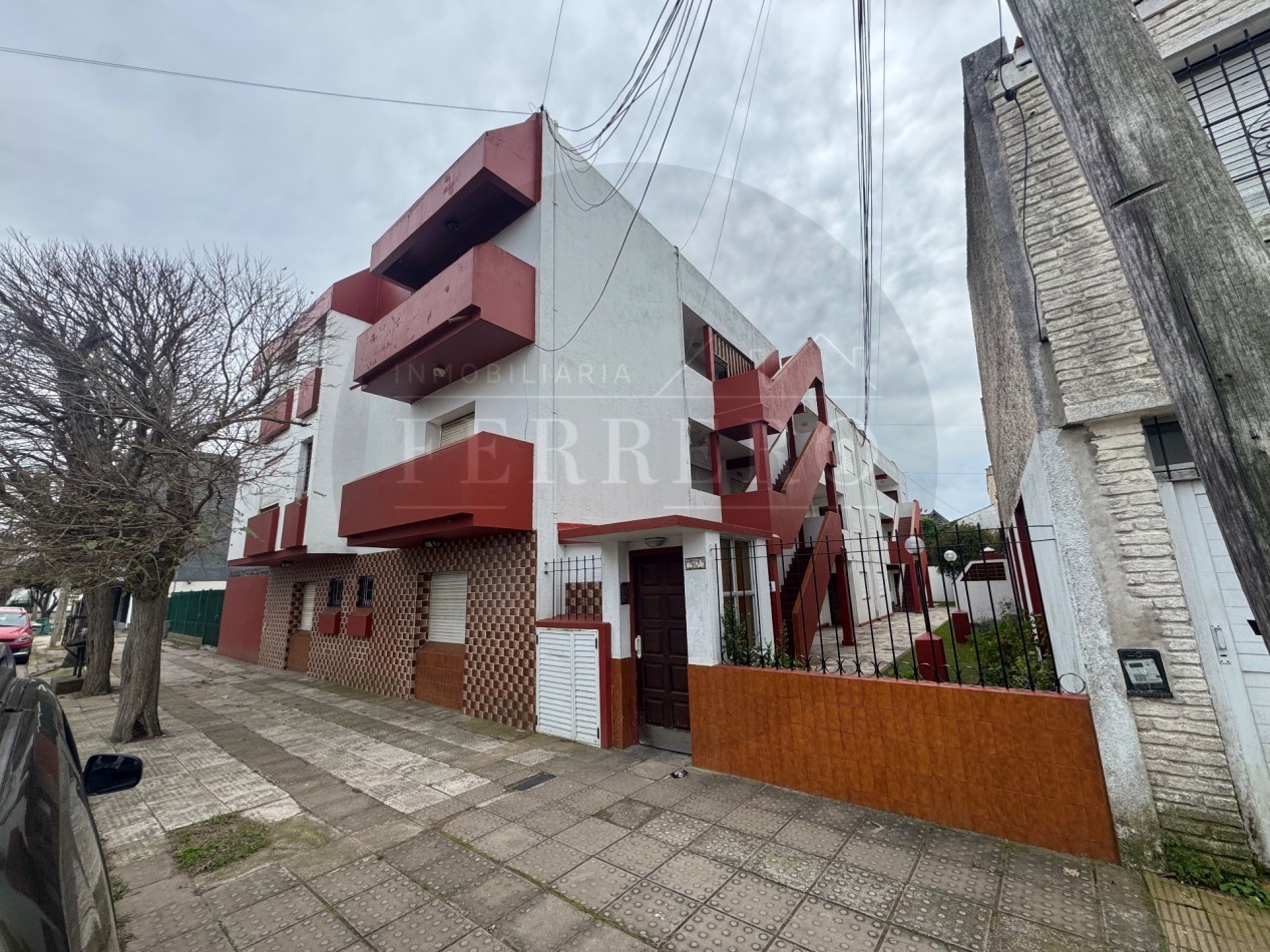 Departamento de 2 Ambientes Centrico en Venta, Apto Credito en San Clemente del Tuyu