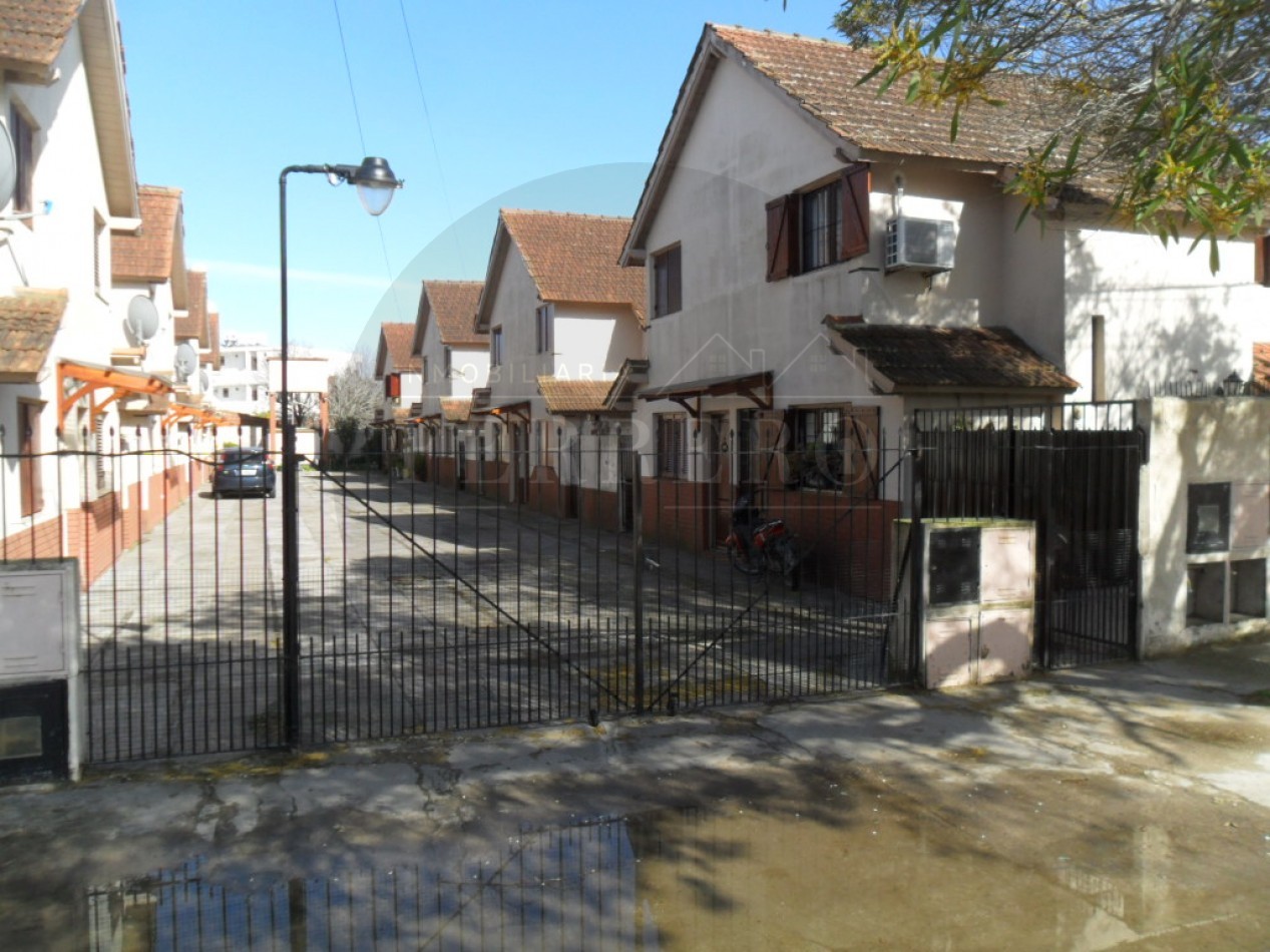 Duplex 3 Amb c/ espacio vehicular en Barrio el Tala