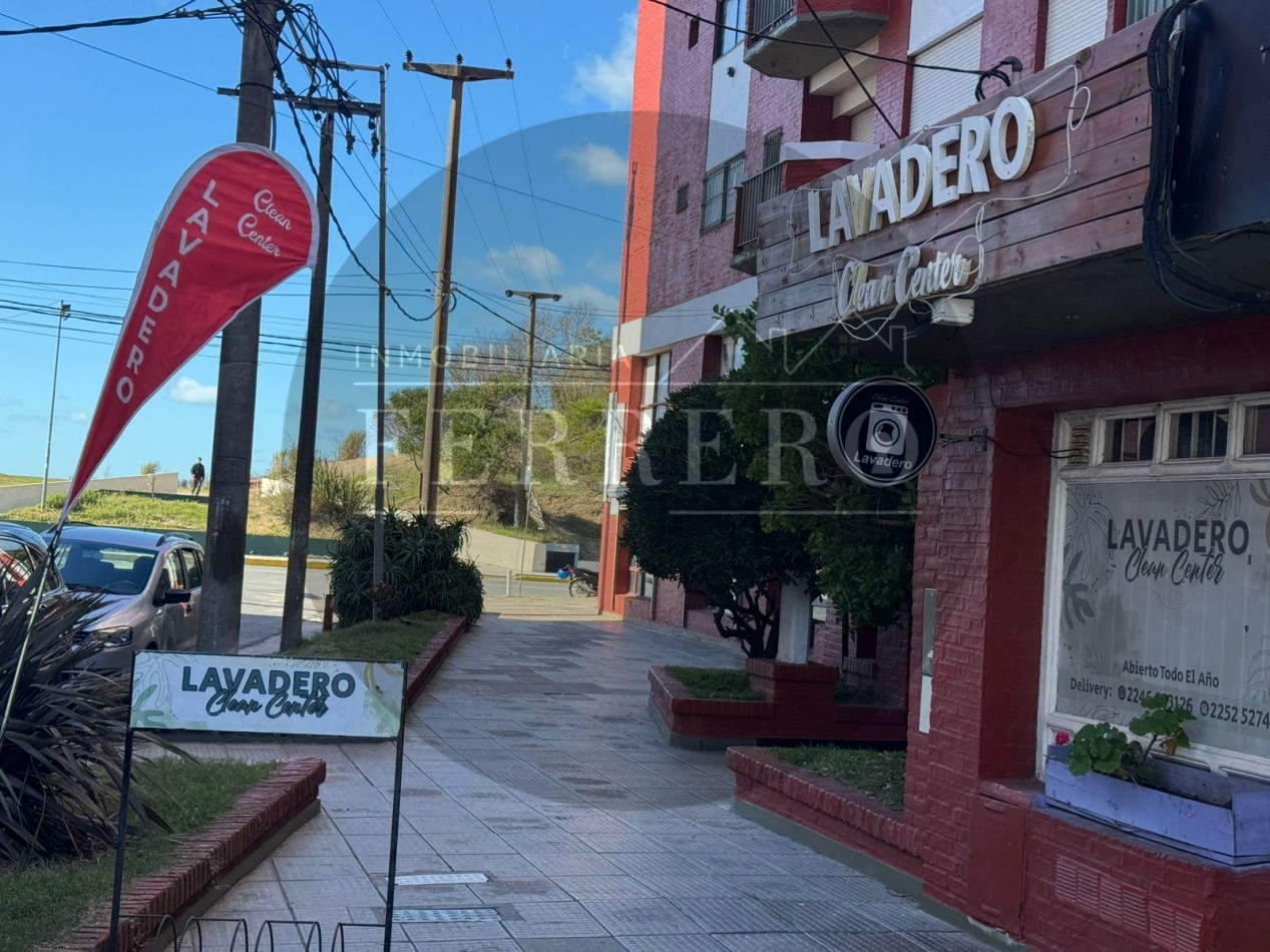 Venta de Local Comercial de 49 m² - No Incluye Fondo de Comercioq