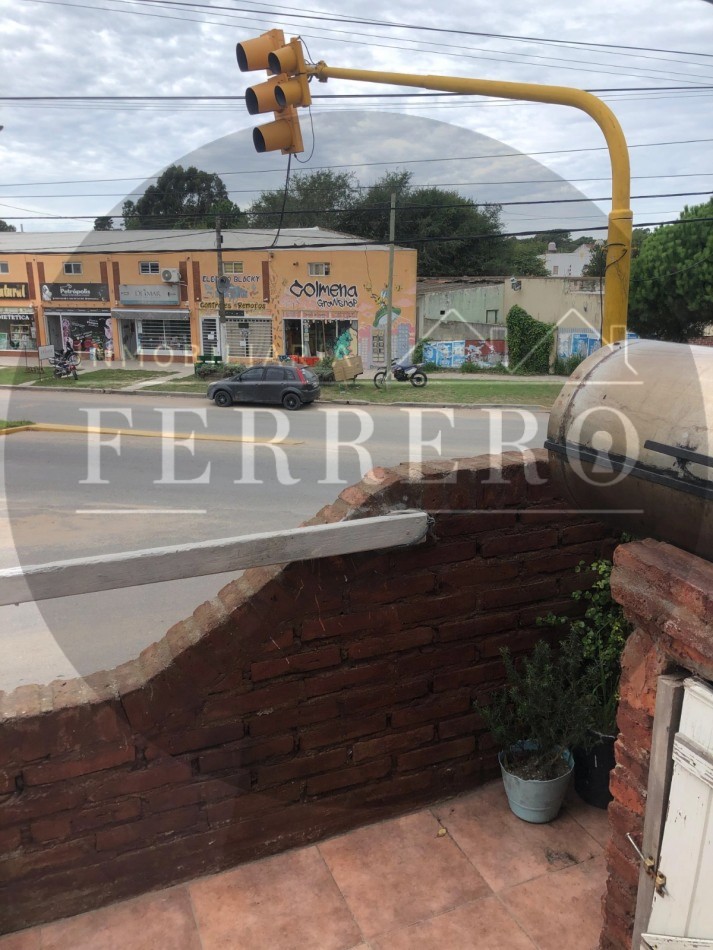 Oportunidad de Inversion: Complejo de 3 Unidades con Balcon y Parrilla