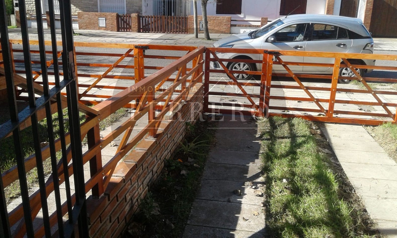 Duplex de 3 Ambientes con Patio, Parrilla y Gas Natural a 350 m del Mar