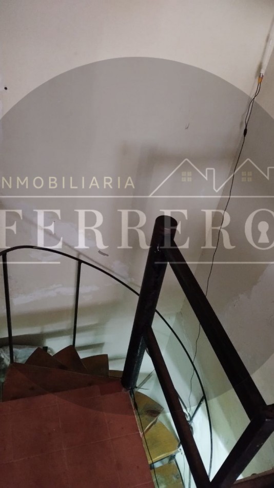 Venta de Local Comercial de 49 m² - No Incluye Fondo de Comercioq
