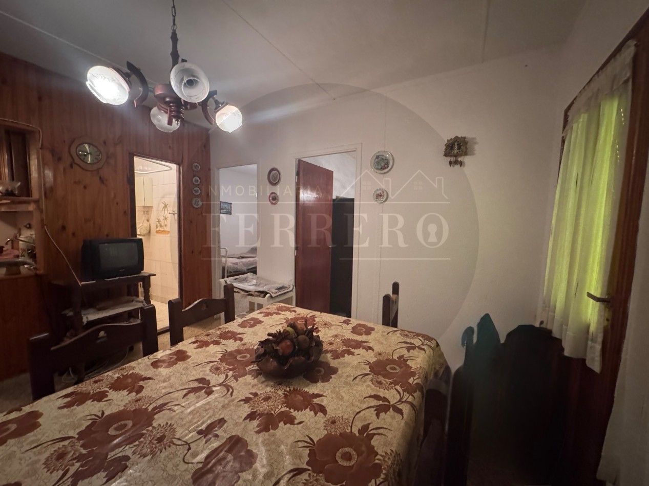 Propiedad Multifuncional con Tres Espacios Habitables y Gran Lote de 1.100m2