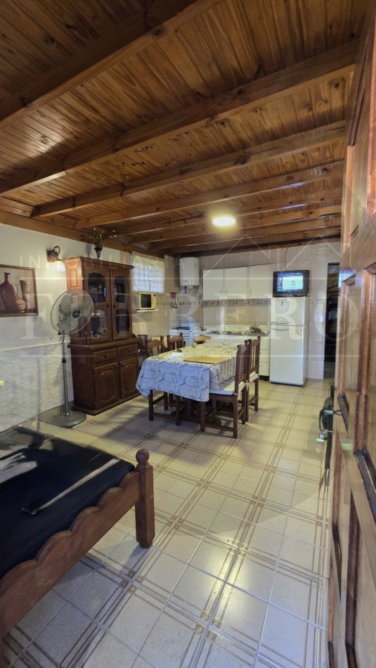 Venta 2 PH en Block con Jardin, Galpon y Entrada Vehicular - San Clemente 