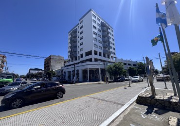 Depto 2 Amb con 2 cocheras 