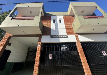 Complejo Las Iris en zona centro 