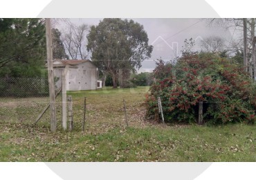 Lote esquina 922M2 Zona Norte