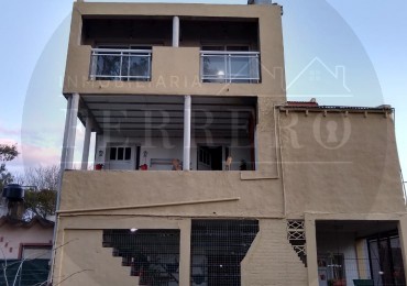 5 DEPTOS EN BLOCK EN BARRIO TALA