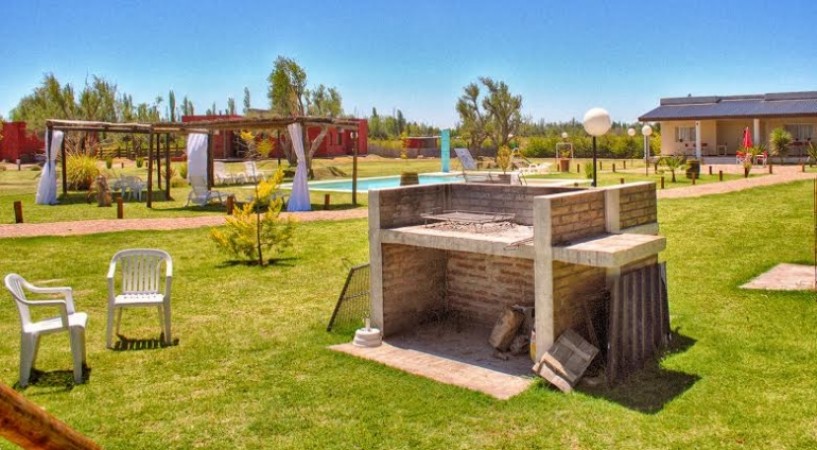 EXCELENTE POSADA TURISTICA Y CASA EN RAMA CAIDA