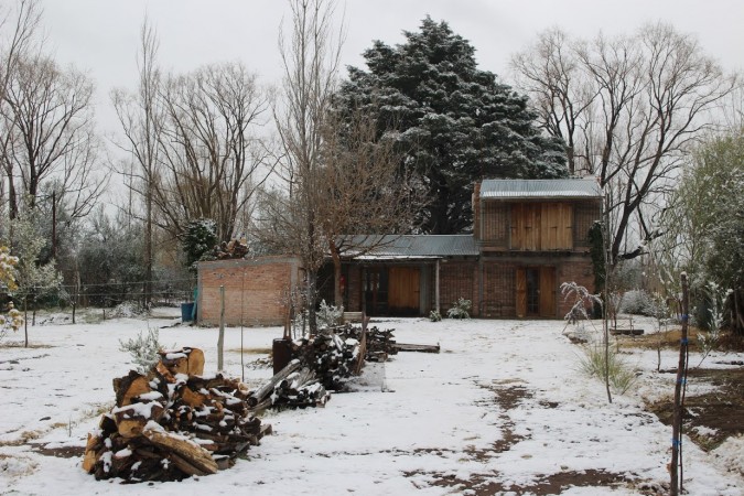 CASA CON TERRENO A LA ORILLA DEL RIO DIAMANTE