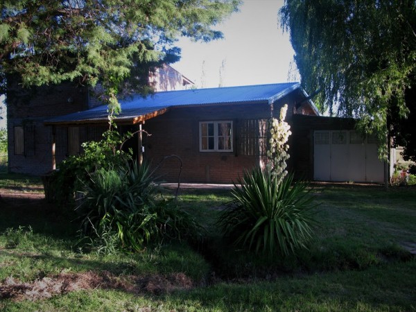 CASA CON TERRENO A LA ORILLA DEL RIO DIAMANTE